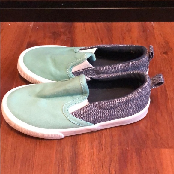 Used good condition Old Navy slip ons - Picture 2 of 5